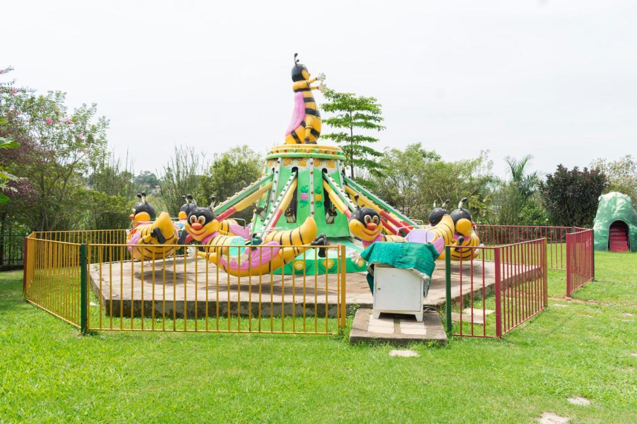 Fort Fun City Hotel Fort Portal Eksteriør bilde