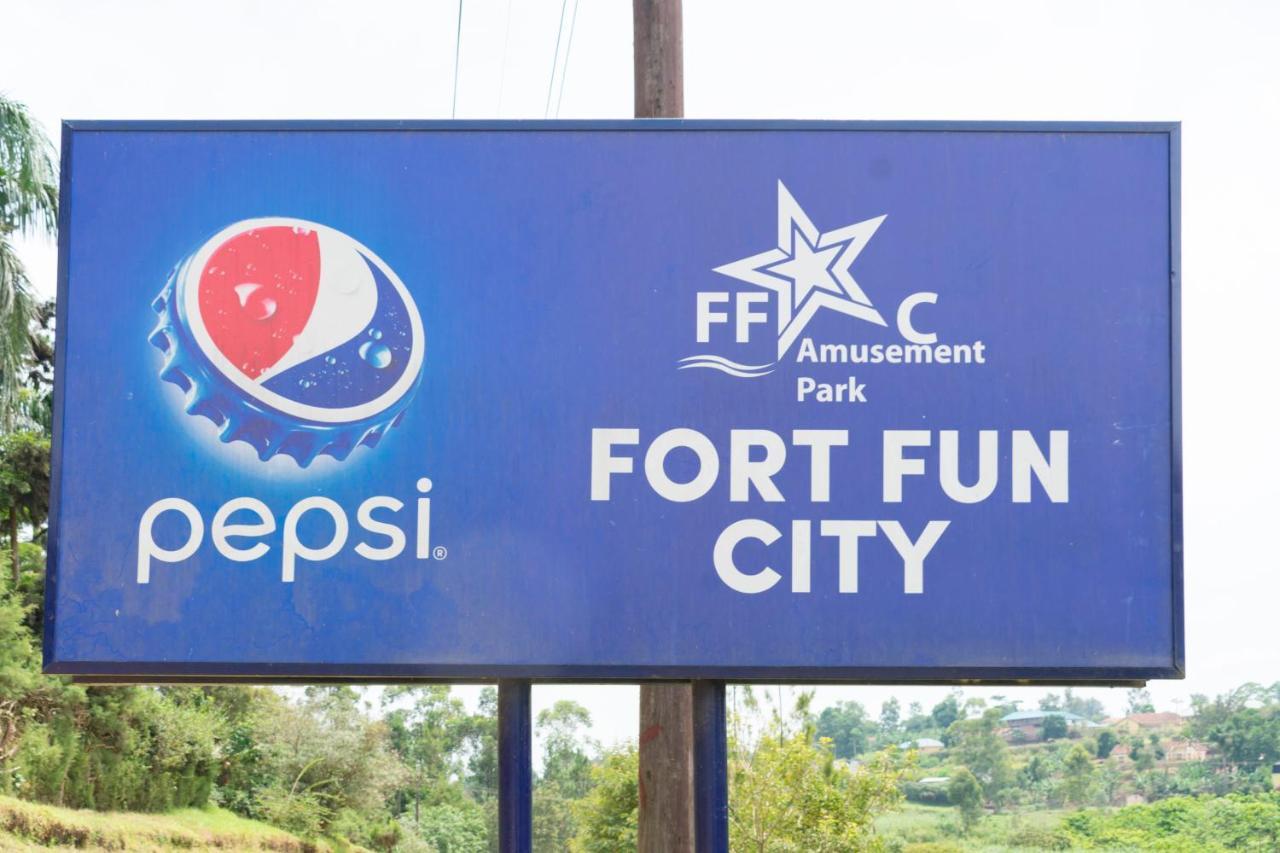 Fort Fun City Hotel Fort Portal Eksteriør bilde